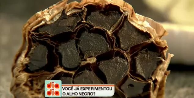 Conheça o processo de produção do Alho Negro