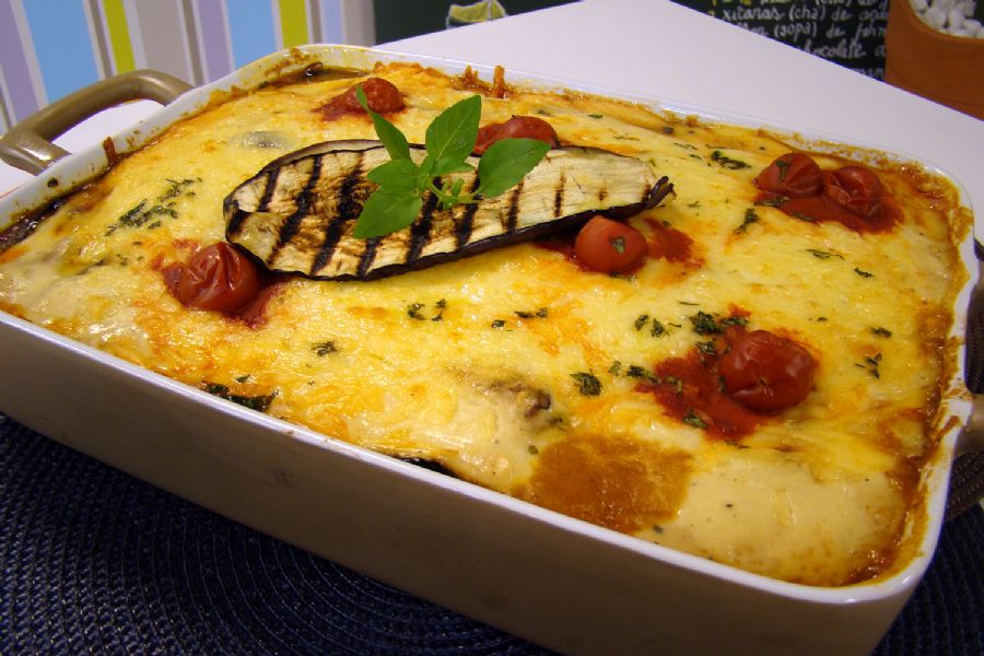 Mussaká com Iogurte (Lasanha de Berinjelas)