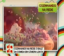 A beleza da comida em câmera lenta