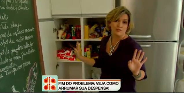 Aprenda a deixar a despensa da cozinha mais organizada