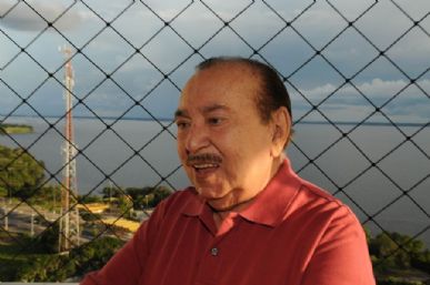 Ex-governador e ex-senador Gilberto Mestrinho morreu neste domingo, em Manaus
