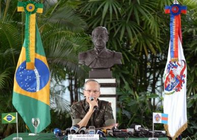 O comandante do Exército faz balanço sobre a situação no Haiti 