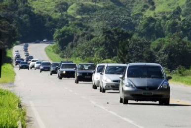 Ação deve diminuir fluxo de veículos na rodovia Foto: Nilton Cardin/AE