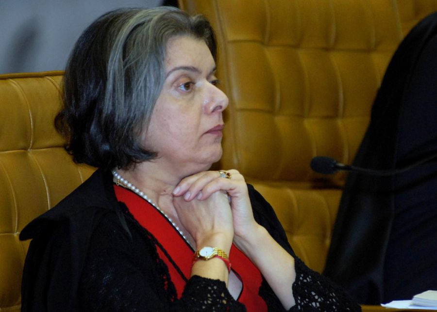 Para TSE regulamentação das redes sociais será desafio nas eleições  