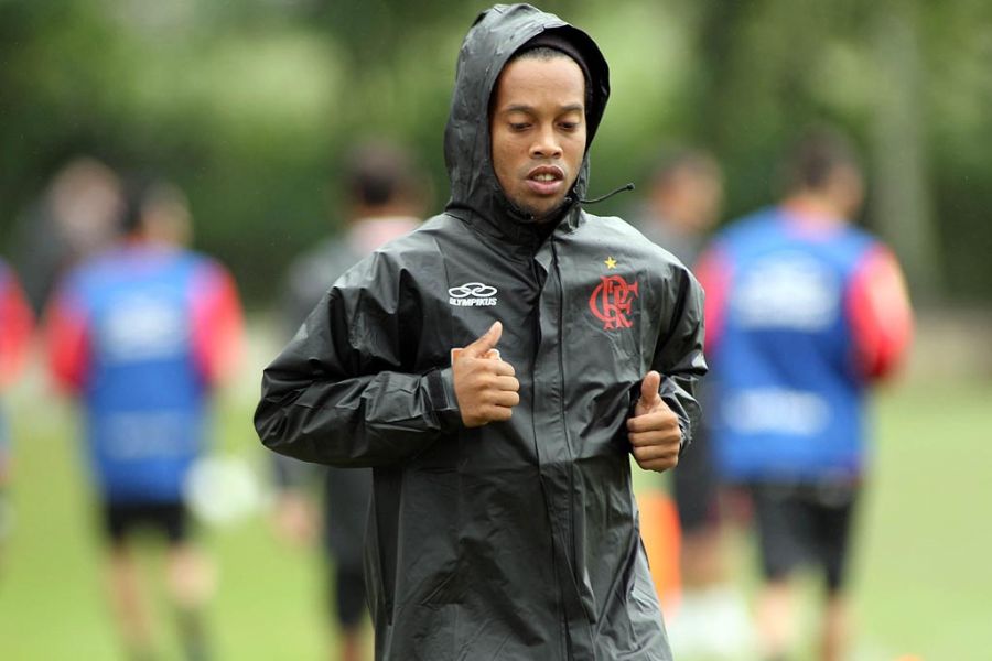 Ronaldinho no treino da última quarta-feira / Maurício Val/Vipcomm