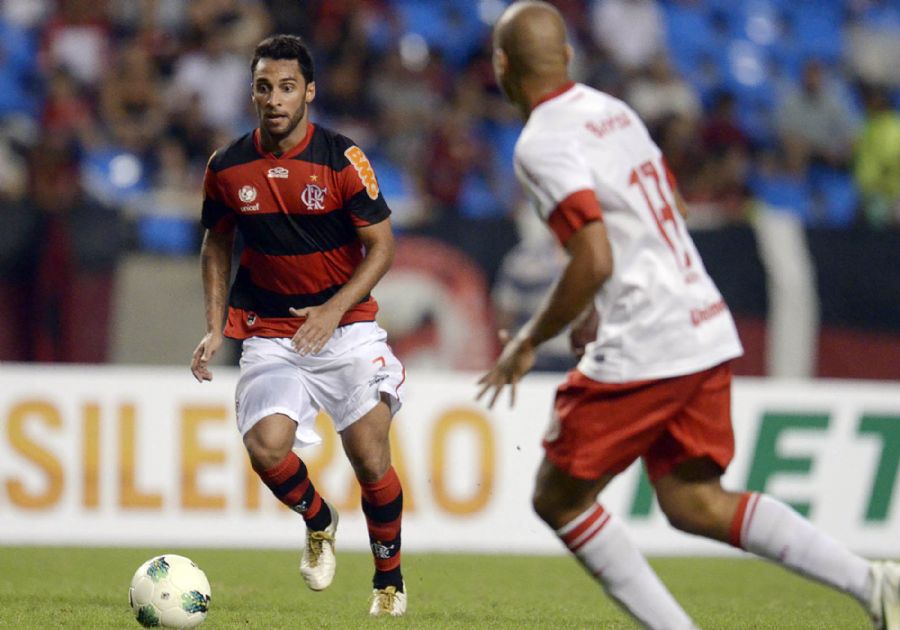 Ibson reestreou pelo Flamengo neste sábado no empate contra o Inter / Alexandre Loureiro/Vipcomm