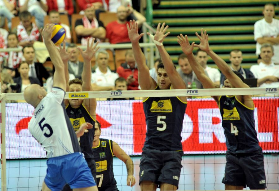 Seleção não deu chances para o rival / Reprodução/FIVB