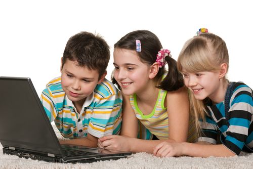 Por que tantas crianças passam horas na internet vendo outras pessoas  jogando Minecraft?