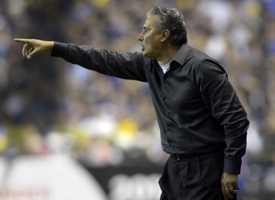Tite quer foco do Corinthians no Brasileirão / Daniel Garcia/AFP