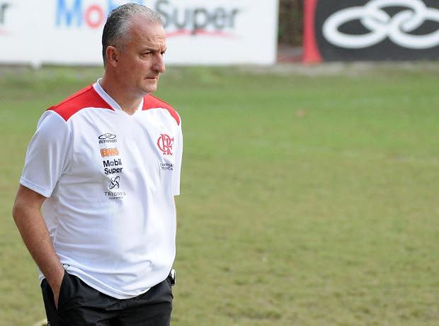 Dorival admite a necessidade de reforços para o Flamengo