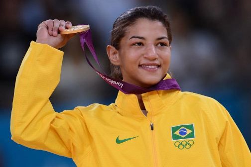 Agora é Tarde: 14/08/2012 – Sarah Menezes está no programa para falar da sua conquista