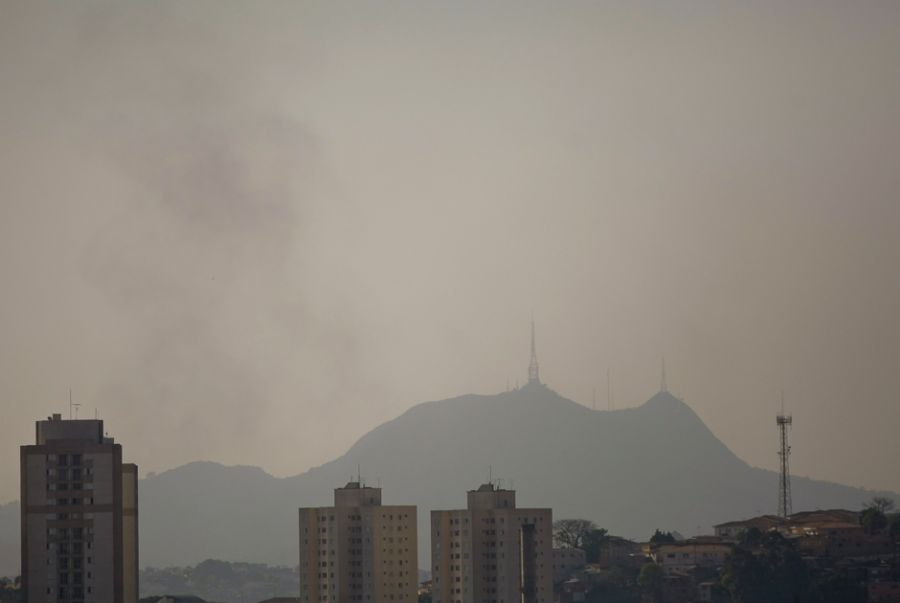 Clima seco concentra poluentes em São Paulo / Adriano Vizoni/Folhapress