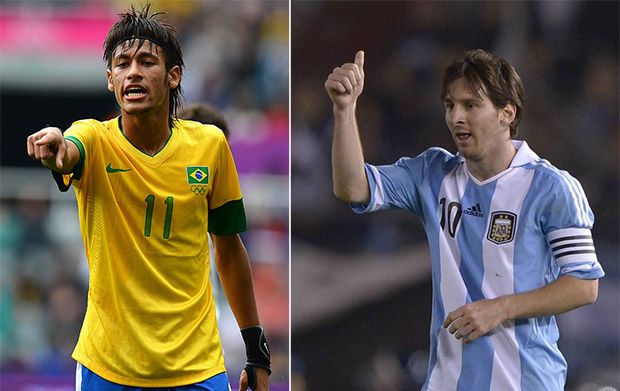 Neymar aparece em segundo lugar na lista encabeçada por Messi / Mowa Press/AFP