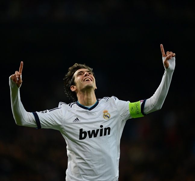 Kaká celebra gol na vitória do Real Madrid contra Ajax nesta terça-feira pela Liga / Pierre-Philippe Marcou/AFP