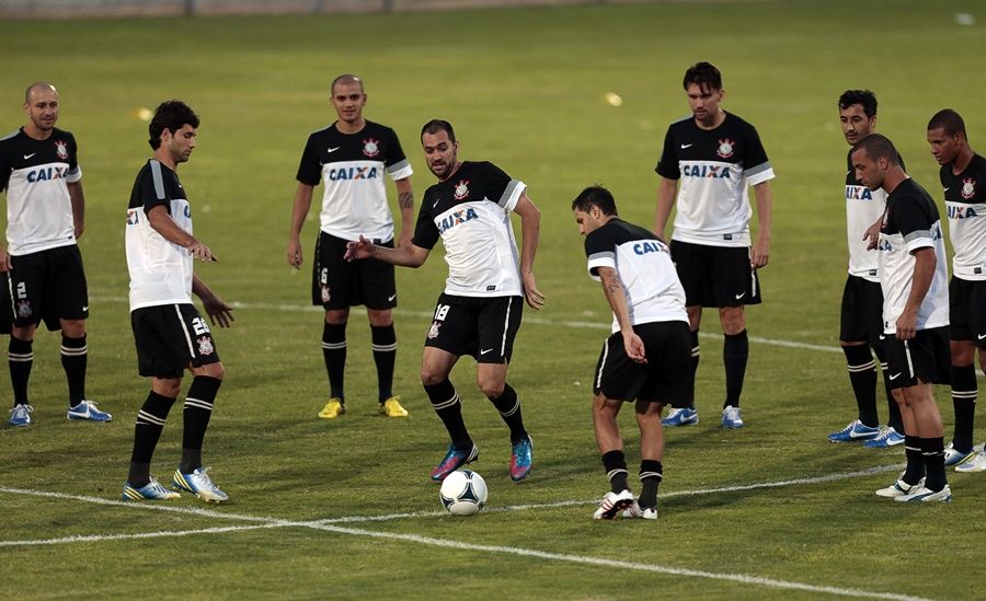 Elenco do Timão fez treino nesta tarde / Almeida Rocha/Folhapress