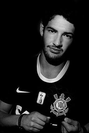 Alexandre Pato é a maior transação do futebol brasileiro / Daniel Kfouri/Site Corinthians