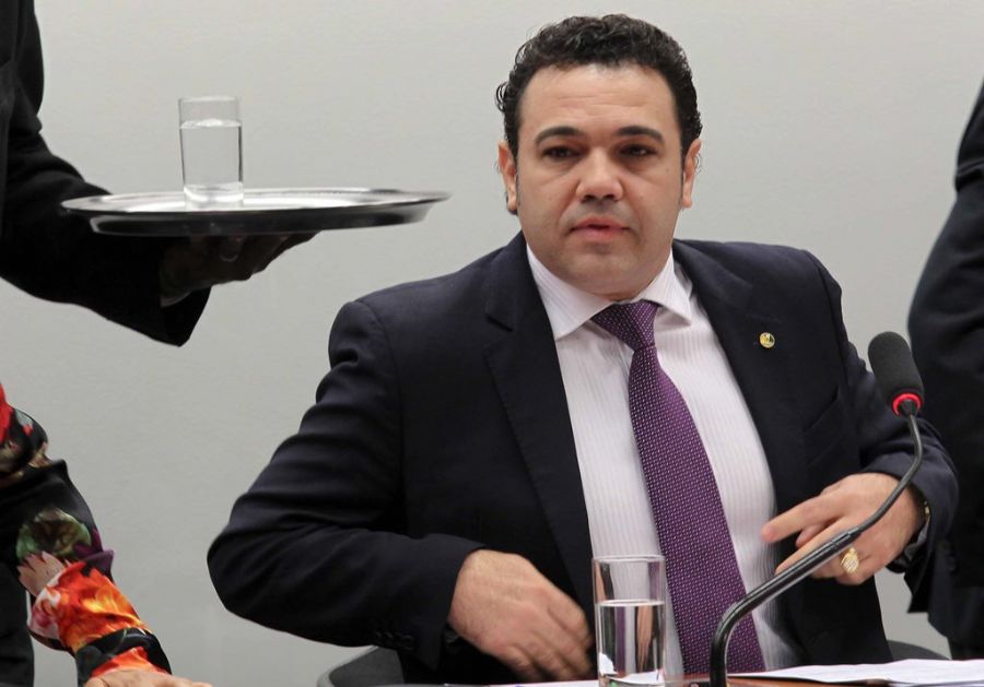 Deputado Marcos Feliciano deixou para esta terça a votação do projeto /  Lula Marques/Folhapress