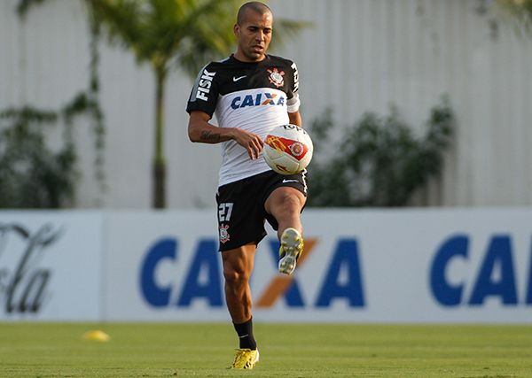 Emerson Sheik vai ser o titular do Corinthians contra Atlético Sorocaba neste domingo / Marcelo Machado de Melo /Fotoarena/Folhapress