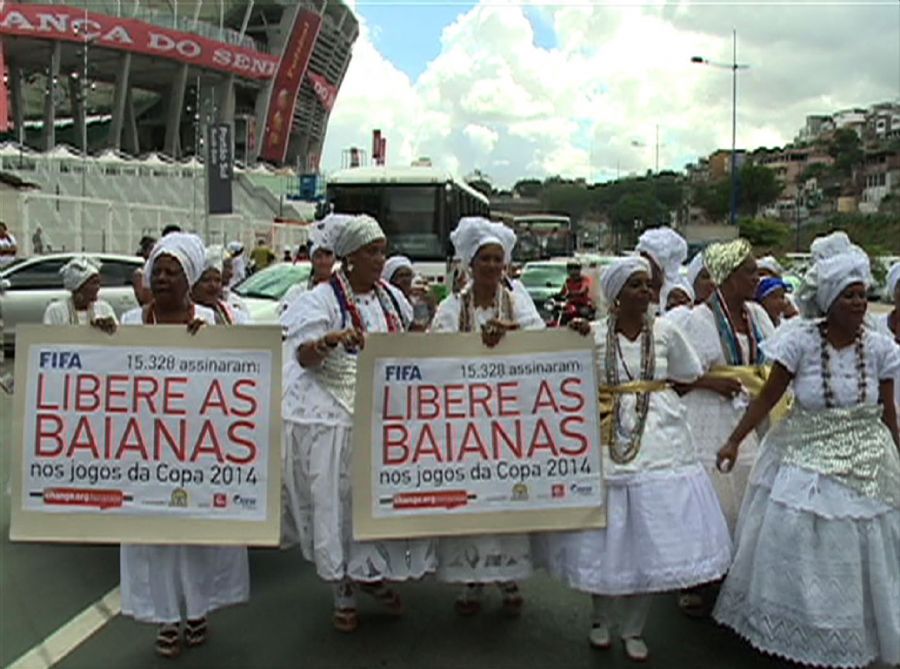 Baianas protestaram para vender quitutes na Arena Fonte Nova / Reprodução