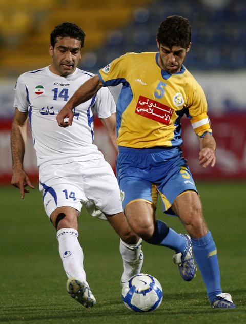 Juninho Pernambucano vai cumprir contrato com Al Gharafa até o final, em junho