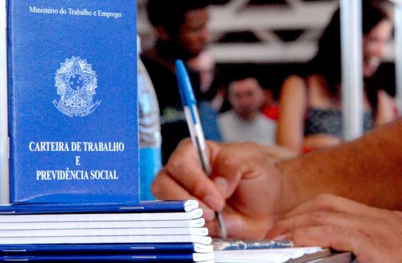 Taxa de Desemprego em abril é a menor desde 2012