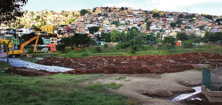 Praticamente sem água, Barragem Santa Lúcia está irreconhecível. / Emmanuel Pinheiro | Metro BH