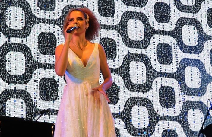 Vanessa da Mata canta Tom Jobim