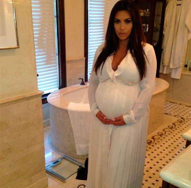 Filha de Kim Kardashian supostamente vai se chamar Kaidence Donda