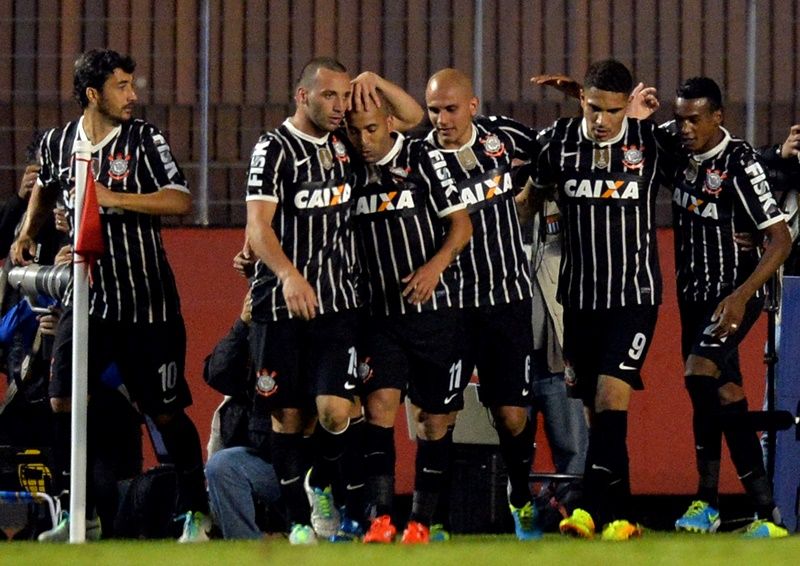 Corinthians Amplia Tabu Para Dez Jogos - Band.com.br