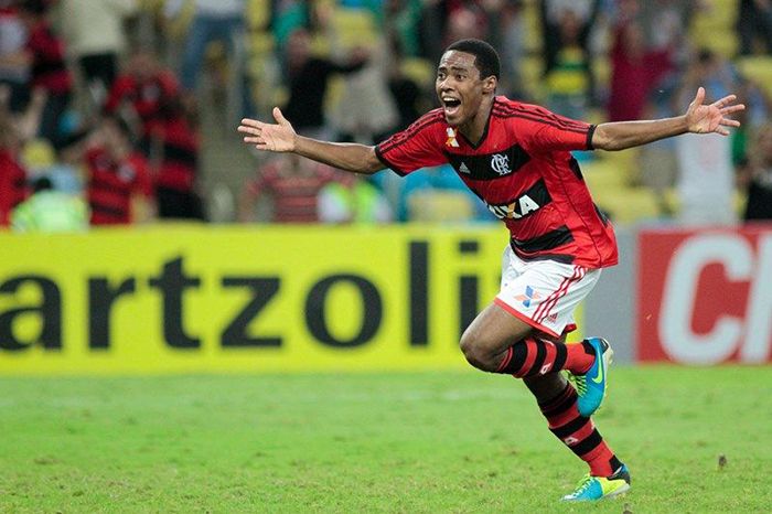Elias marcou o gol que garantiu a virada no Maracanã / Luciano Belford / Futura Press / Folhapress