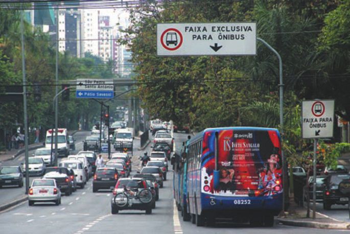 Com jogo em SP, horário das faixas exclusivas de ônibus é ampliado