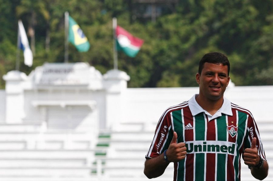 Washington poder� reestrear com a camisa tricolor justamente contra o Atl�tico-PR, clube pelo qual se destacou em 2004