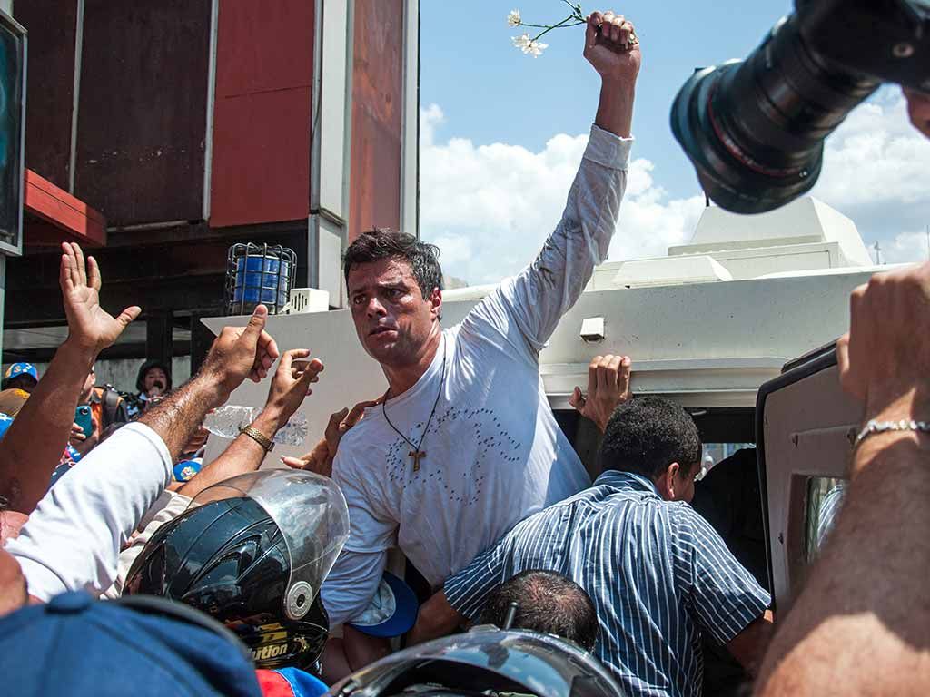 López foi preso na última terça / Cristian Hernandez/AFP