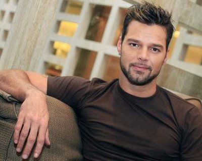 Ricky Martin diz que chorou ao revelar homossexualidade