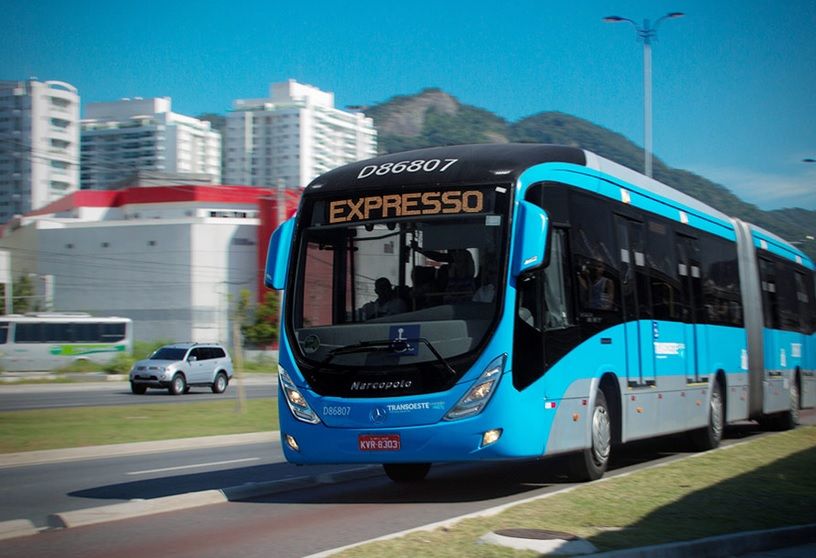 Vinte e quatro estações do BRT ficaram fechadas por uma hora na última terça-feira Divulgação