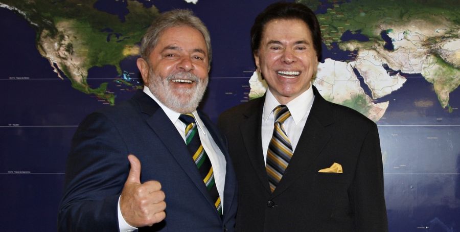 Sílvio Santos aparece na frente do ex-presidente Lula / Foto: Ricardo Stuckert/PR