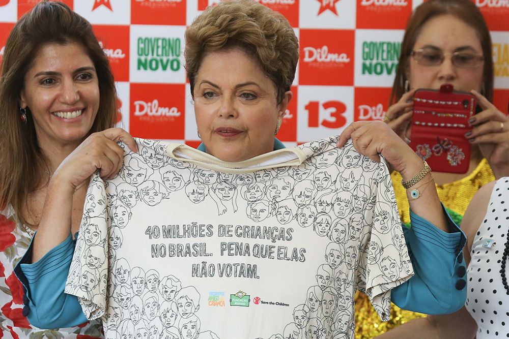 Dilma visita CEU em Guaianases e fala sobre apoio de Marina a Aécio / William Volcov/Folhapress