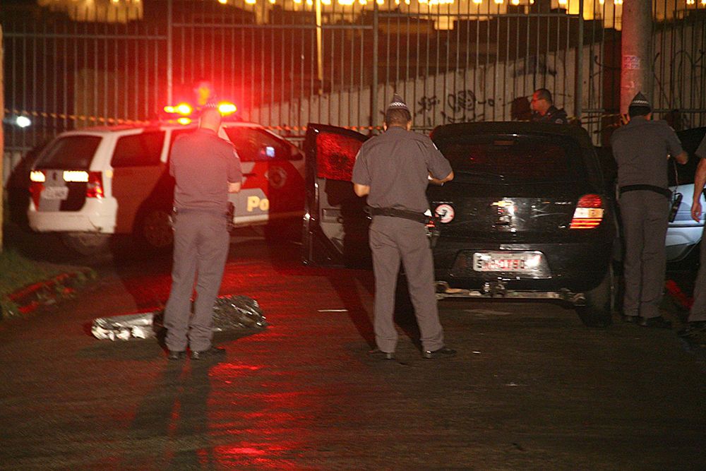 Policiais Matam Ladr Es Na Zona Leste De Sp Not Cias Not Cias