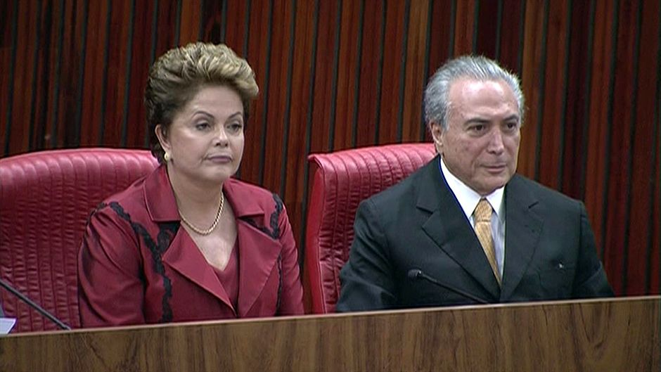 Dilma e Michel Temer durante a cerimônia / Reprodução/Band