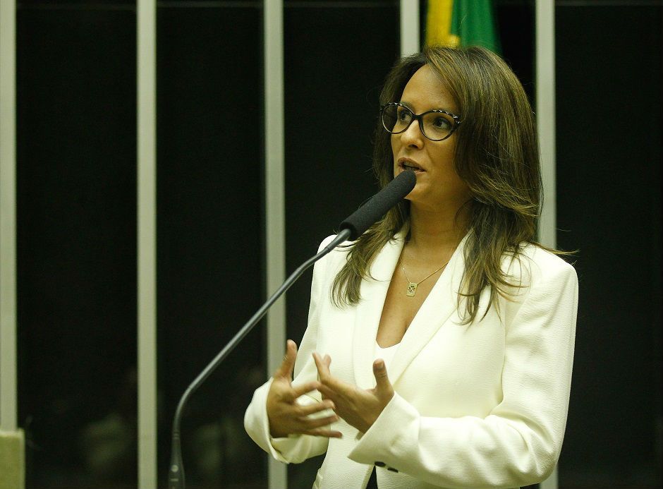 Rose de Souza (PV) garantiu que irá representar os 32 mil eleitores que votaram nela / Alan Marques/Folhapress