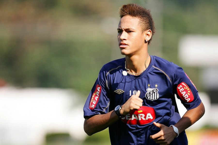 Fãs desejam ver o moicano de Neymar.