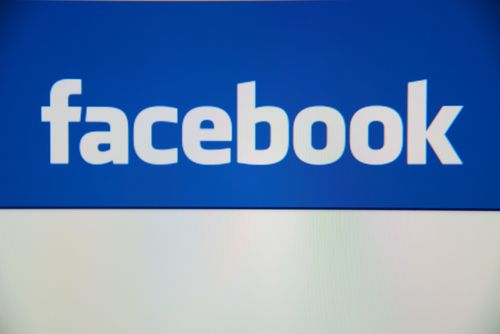 Facebook está adicionando funcionalidade ao seu aplicativo de mensagem / Shutterstock