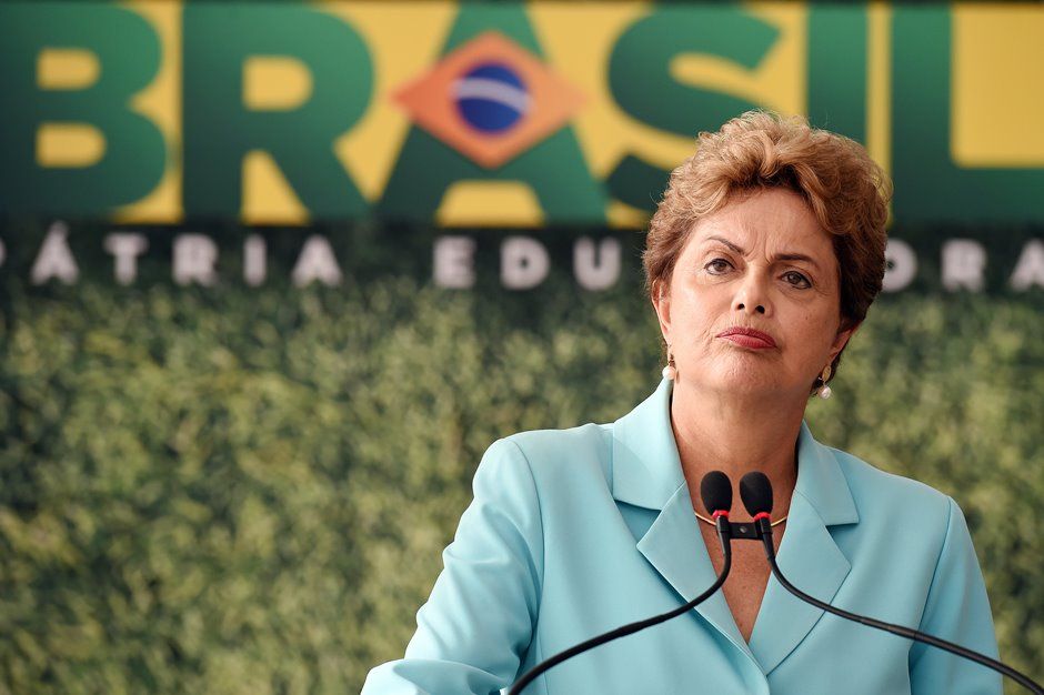 Dilma também chamou a oposição de golpista / EVARISTO SA / AFP