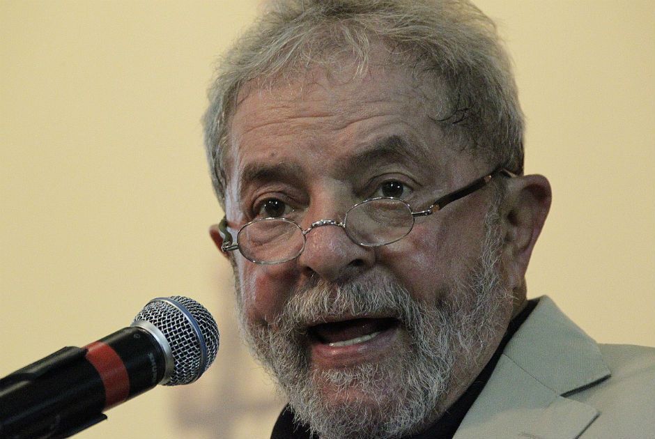 Além de pedir apoio a Dilma, Lula também rebateu acusações de corrupção / Paulo Campos/Folhapress/Arquivo