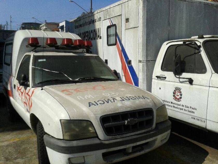 Funcionrios garantem que as ambulncias estariam funcionando se fosse feita a manuteno / Rdio Bandeirantes
