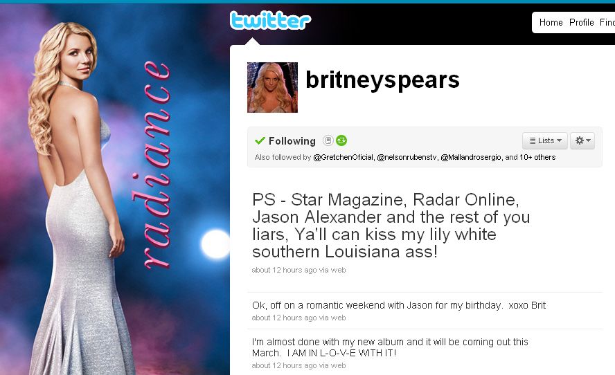 Britney Spear perde a elegância para xingar desafetos no Twitter