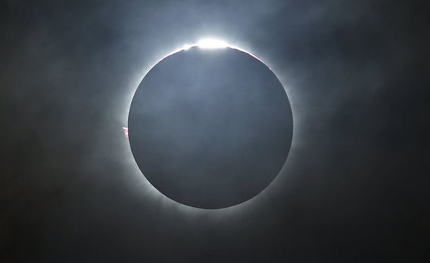 eclipse sol indonésia