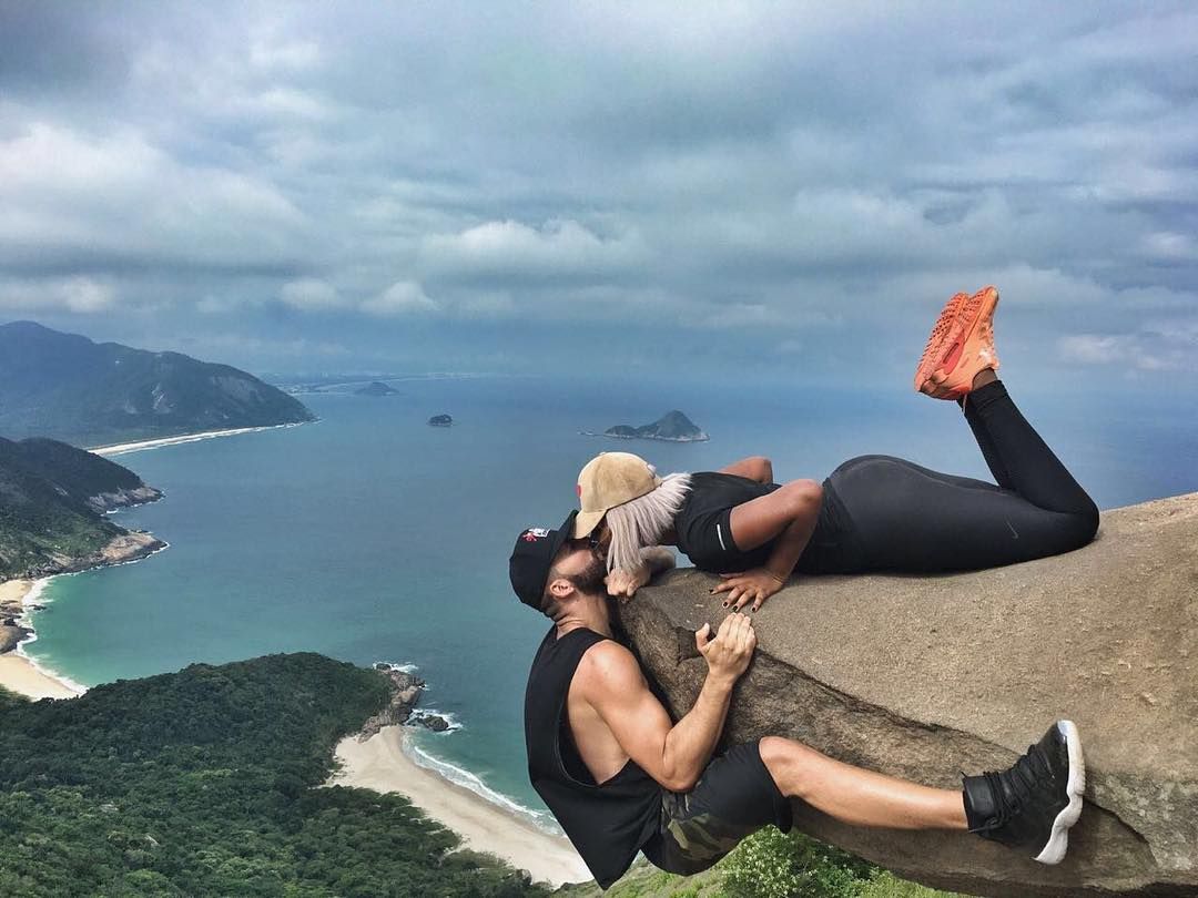 Ludmilla e Xerxes trocam carinho em mirante / Divulgao/Instagram