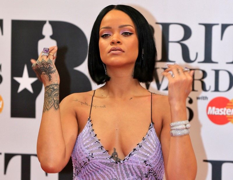 Rihanna lamentou a tragédia