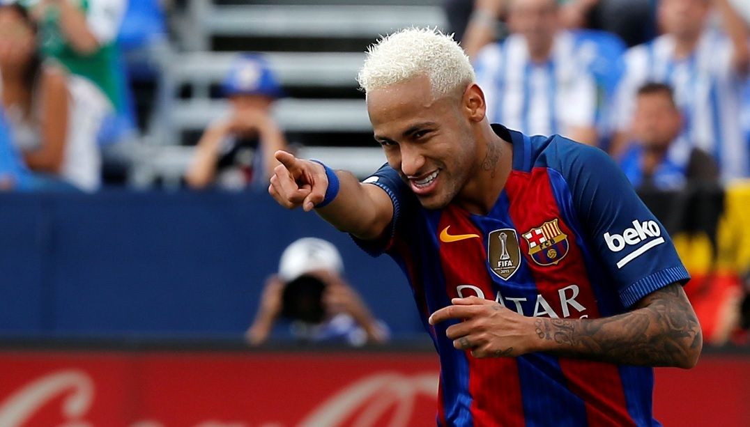 Neymar teria superado o francês Griezmann para ficar na seleção do ano - Sergio Perez/Reuters